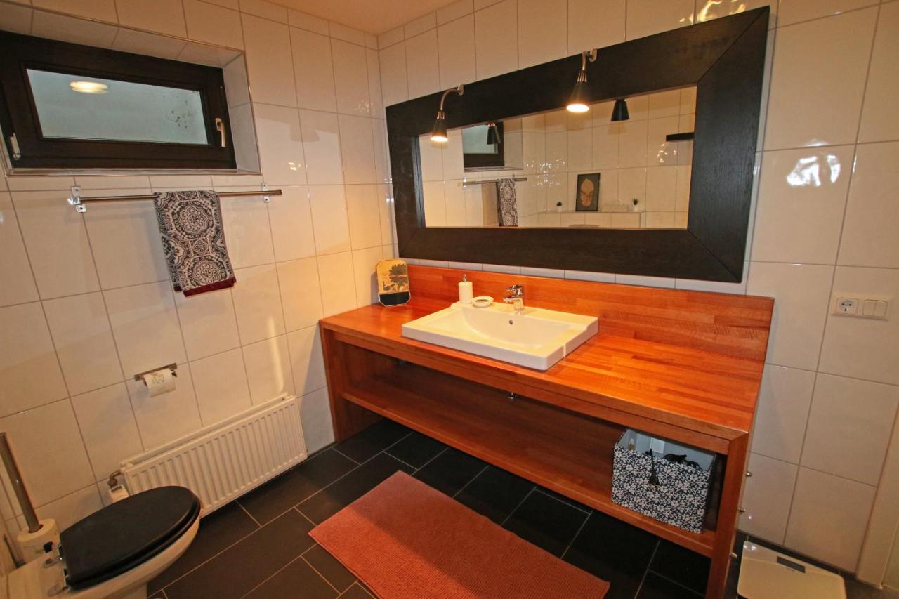 Hunsrueck Valley View Apartment With Cedar Sauna Bruschied Dış mekan fotoğraf