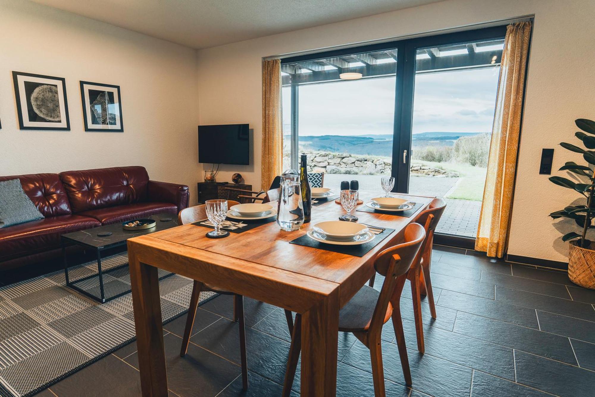 Hunsrueck Valley View Apartment With Cedar Sauna Bruschied Dış mekan fotoğraf